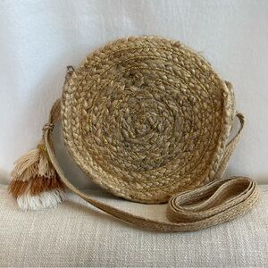 A&B America & Beyond Jute Circle shoulder bag w/tassel and metallic gold accent